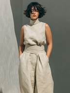Set consisting of a sleeveless blouse and wide-leg Pants