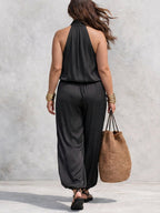 Aurora – Sleeveless top with American collar and pleated pants
